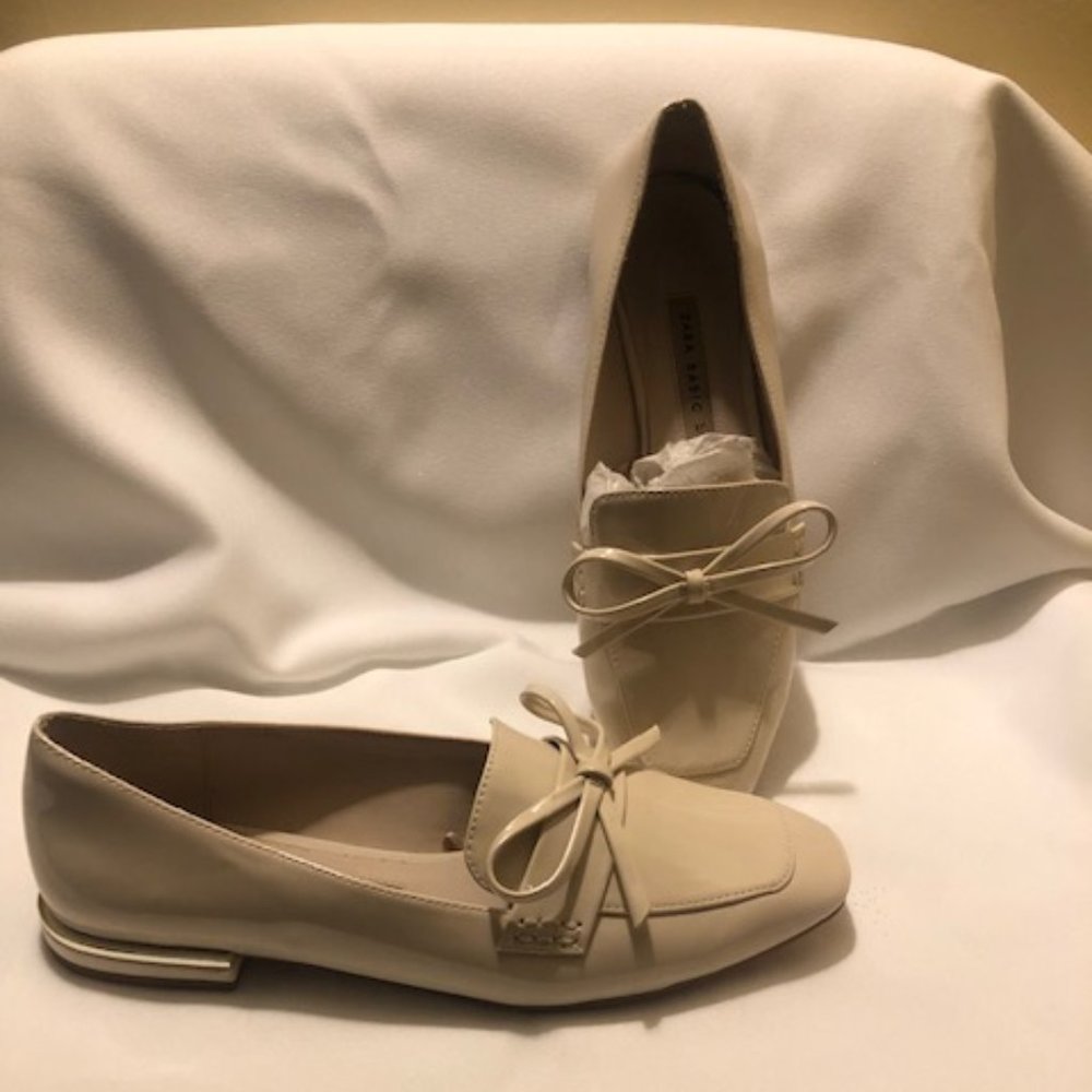 Zara Basic Ivory Leather Ballet Flats
